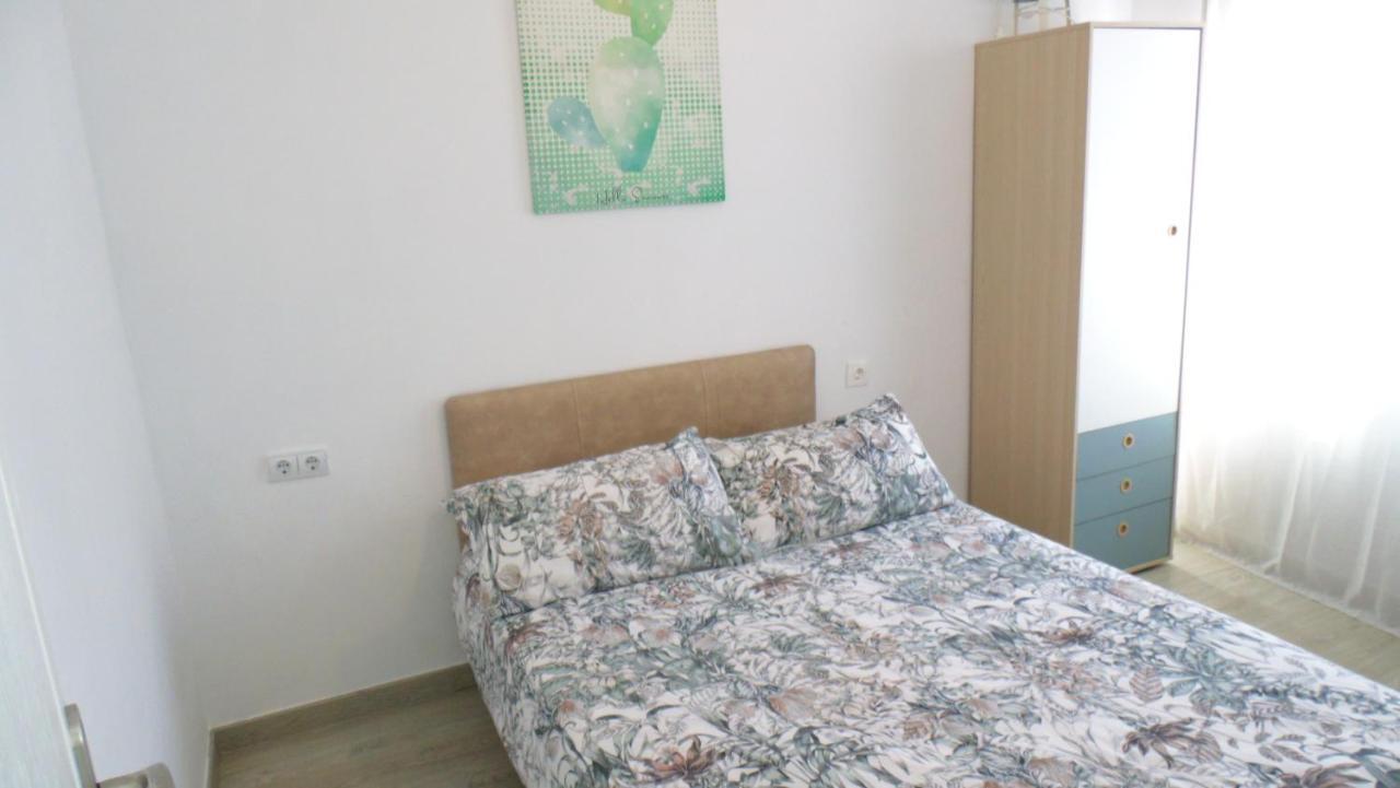 Apartamento En Centro A 150M Del Mar Apolo B トレビエハ エクステリア 写真