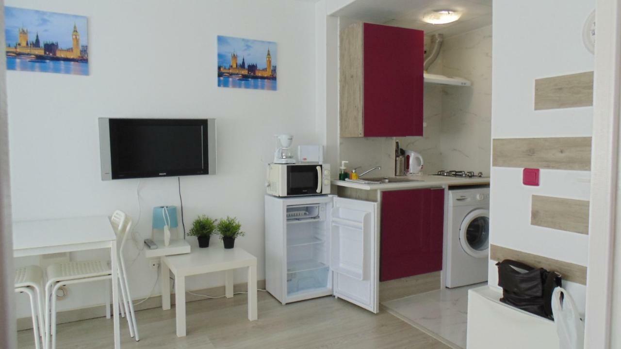 Apartamento En Centro A 150M Del Mar Apolo B トレビエハ エクステリア 写真