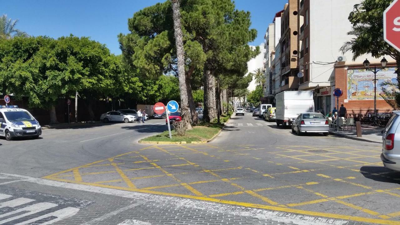 Apartamento En Centro A 150M Del Mar Apolo B トレビエハ エクステリア 写真