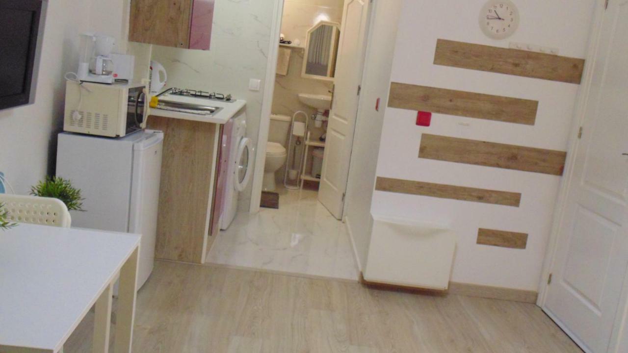 Apartamento En Centro A 150M Del Mar Apolo B トレビエハ エクステリア 写真